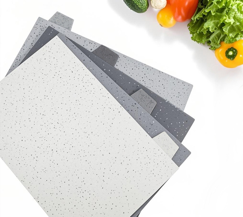 QJ4016 Reversible Kitchen Cutting Board Set of 5, PP plastic Chopping Board with Stand Set